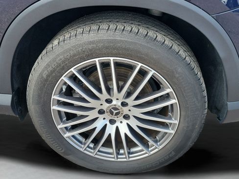 Used 2023 Mercedes-Benz GLC 300 image 29