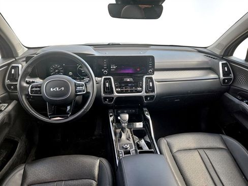 Used 2023 Kia Sorento SX FWD image 13