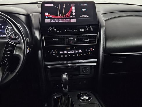 Used 2021 Nissan Armada SV w/ SV Appearance Package image 9