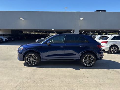 Certified 2025 Audi Q3 2.0T Premium w/ Convenience Package image 9