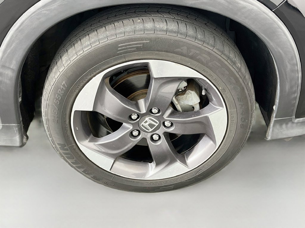 Used 2018 Honda HR-V EX image 37