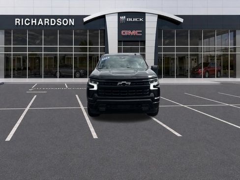 Used 2023 Chevrolet Silverado 1500 RST AWD/4WD image 9