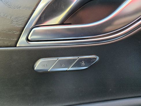 Used 2021 Genesis GV80 3.5T image 19