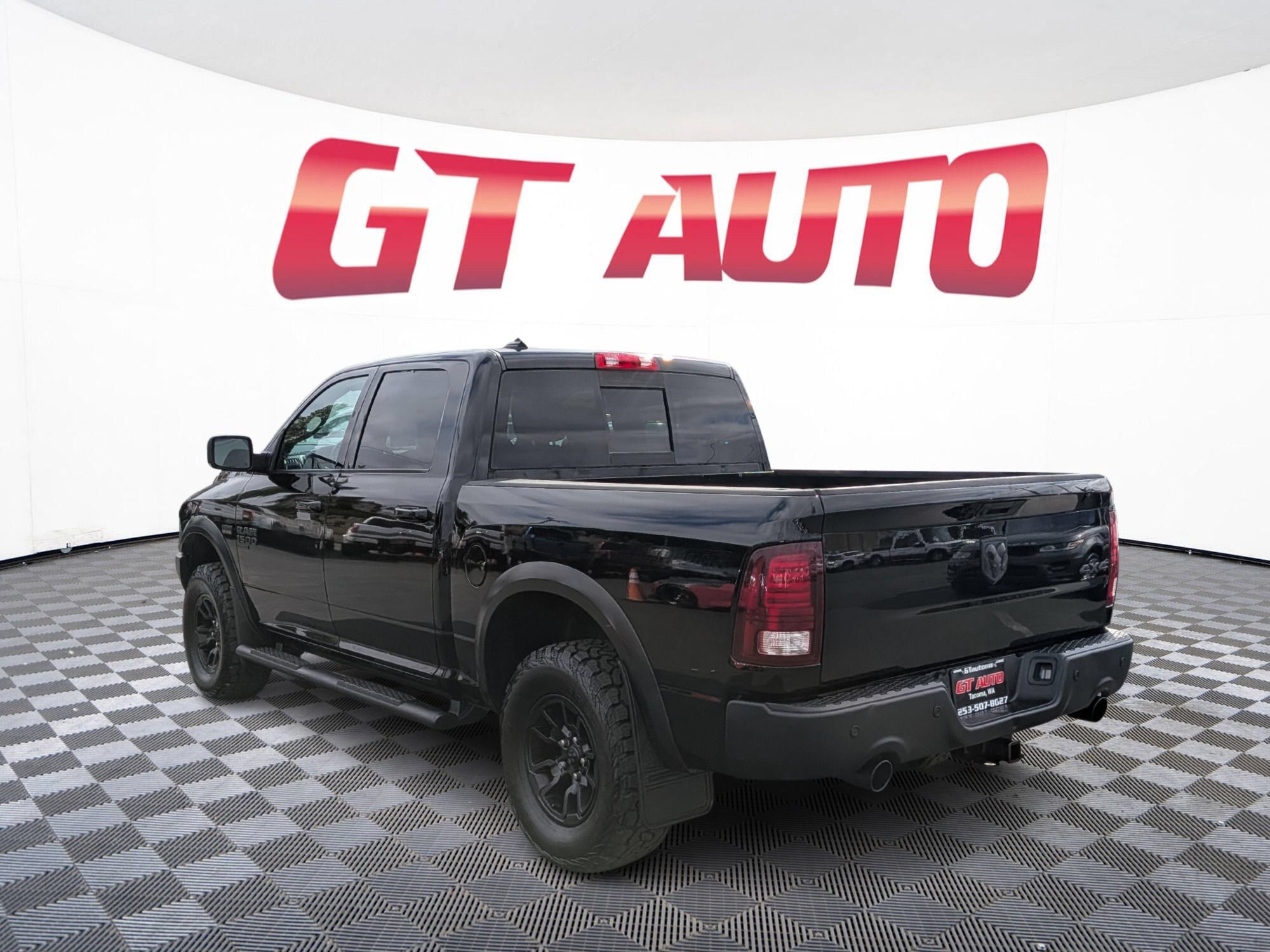 Used 2023 RAM 1500 Warlock AWD/4WD image 4