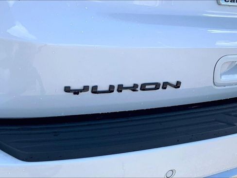 Used 2026 GMC Yukon Denali AWD/4WD image 6