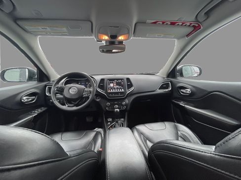 Used 2023 Jeep Cherokee Altitude Lux image 22