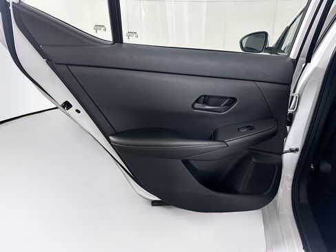 Used 2025 Nissan Sentra S image 24