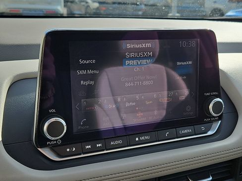 Certified 2023 Nissan Rogue SV image 16