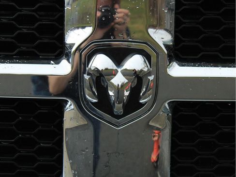 Used 2018 RAM 2500 Tradesman w/ Chrome Appearance Group image 13