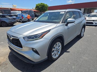 Used 2021 Toyota Highlander Limited
