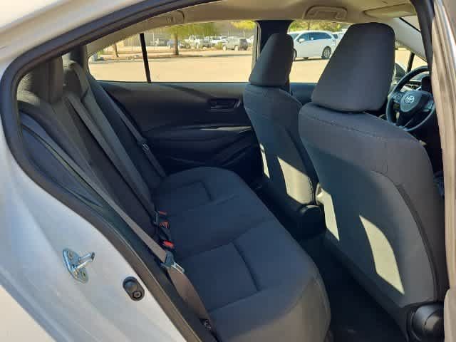 Used 2025 Toyota Corolla LE FWD image 17