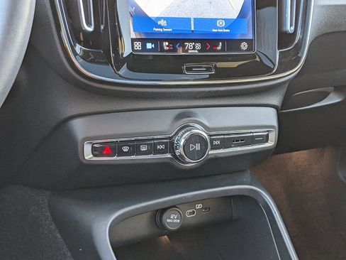 Certified 2023 Volvo XC40 Recharge Plus w/ Protection Package Premier image 18