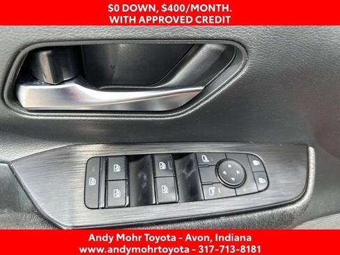 Used 2025 Nissan Kicks SV AWD/4WD image 11