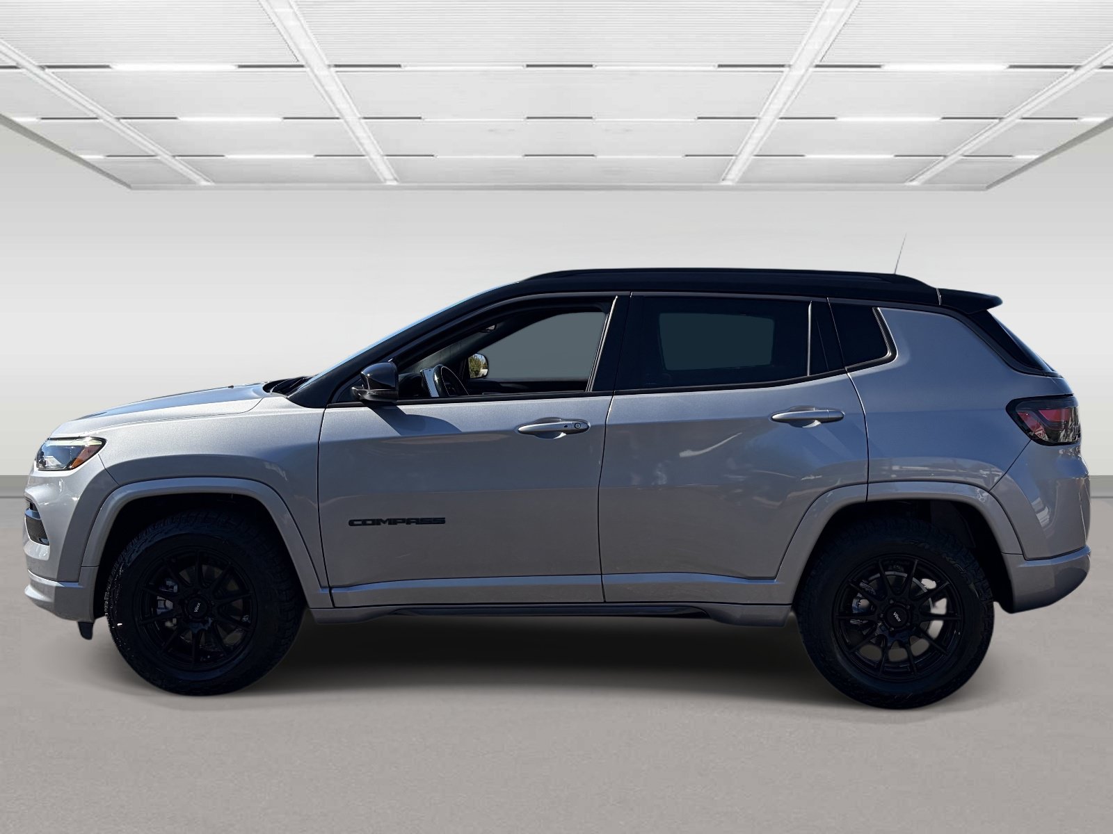 Used 2022 Jeep Compass High Altitude AWD/4WD image 2