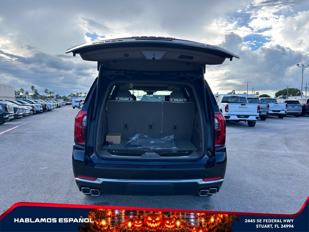 New 2026 GMC Yukon Denali w/ Denali Reserve Package AWD/4WD image 15