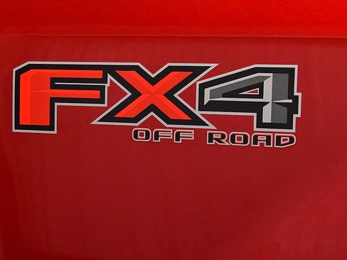 Used 2022 Ford F350 Lariat w/ Lariat Value Package image 11