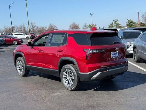 New 2026 Chevrolet Equinox LT image 3