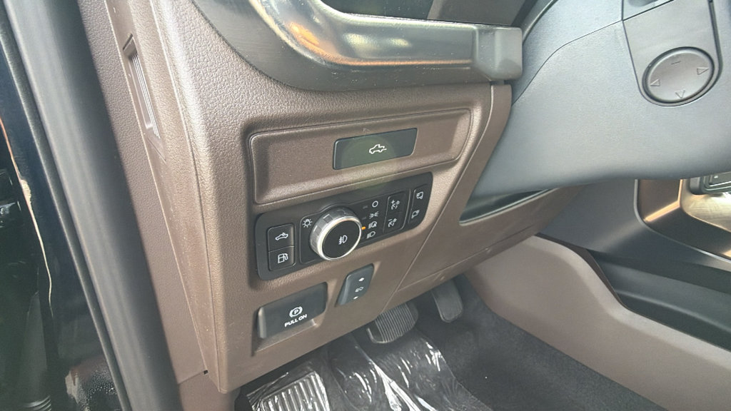 New 2026 Ford F150 King Ranch w/ Equipment Group 601A High AWD/4WD image 14