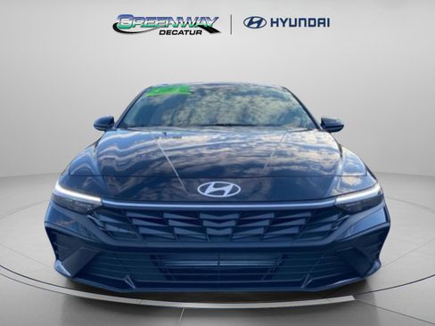 New 2026 Hyundai Elantra Sport image 2