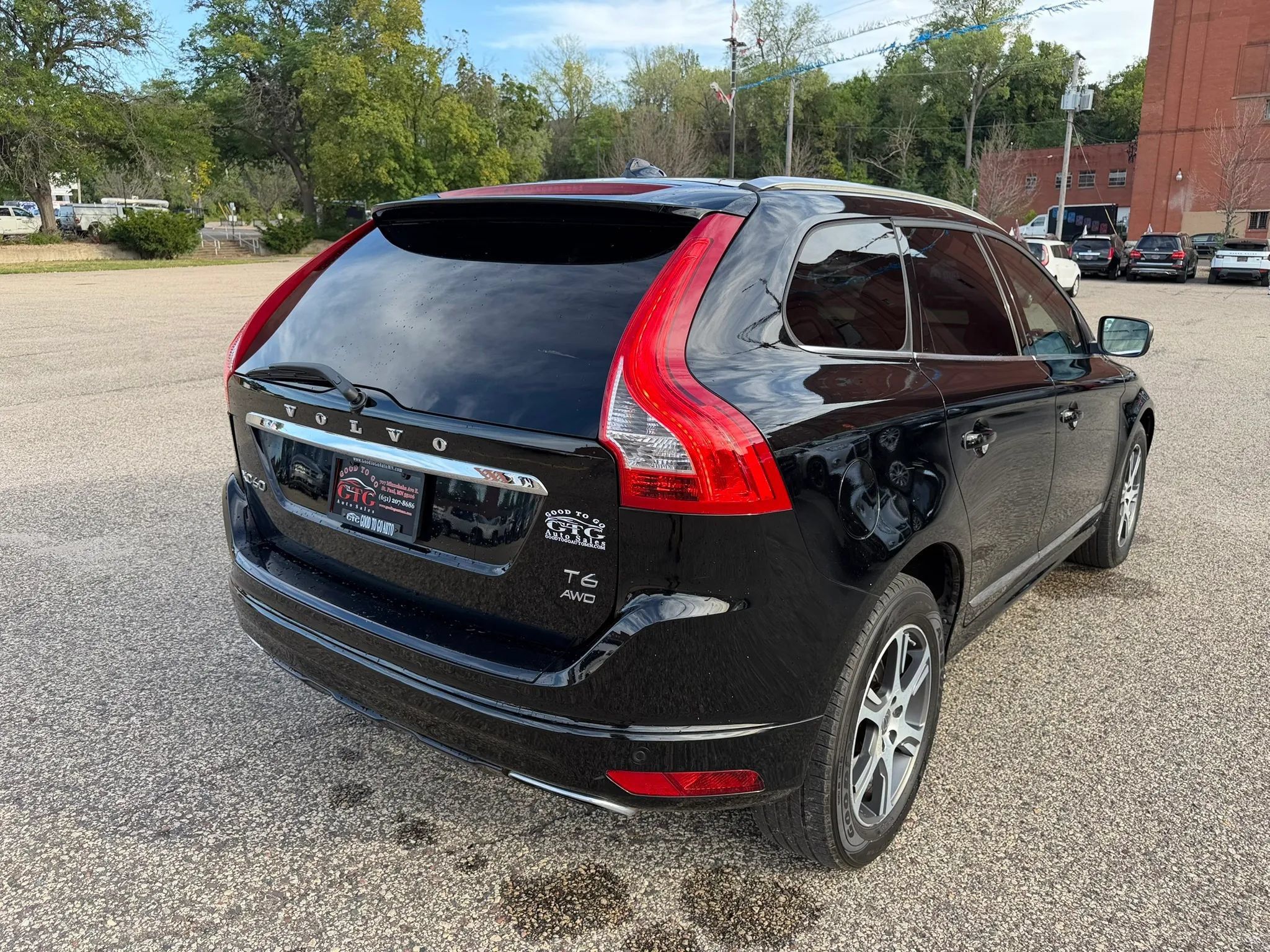 Used 2015 Volvo XC60 T6 AWD/4WD image 6