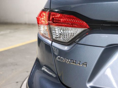 Certified 2025 Toyota Corolla LE FWD image 11