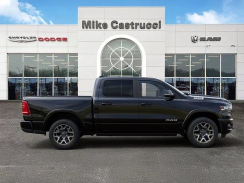 New 2027 RAM 1500 Laramie w/ Laramie Preferred Package AWD/4WD image 21