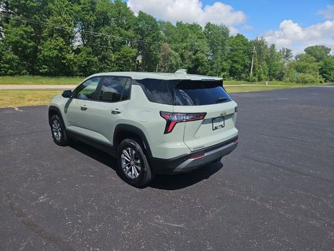 Used 2025 Chevrolet Equinox LT FWD image 5