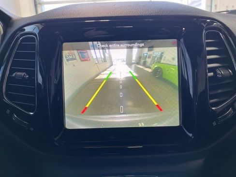 Used 2018 Jeep Compass Limited w/ Trailer Tow Group image 24