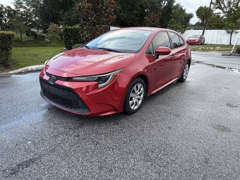 Used 2021 Toyota Corolla LE FWD image 6