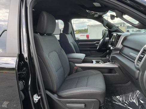Used 2025 RAM 1500 Big Horn AWD/4WD image 41