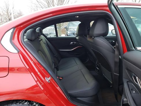 Used 2021 BMW 330i xDrive Sedan w/ Premium Package image 15