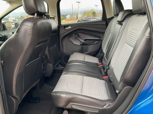 Used 2019 Ford Escape SE AWD/4WD image 16
