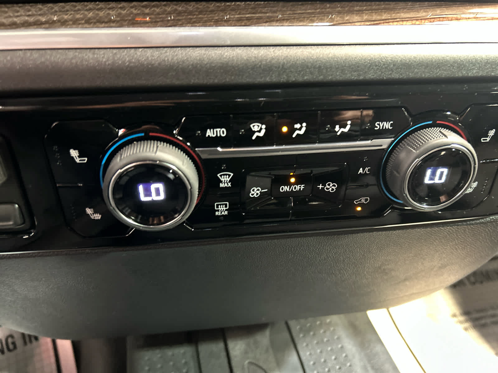 New 2026 Chevrolet Silverado 1500 RST w/ RST Select Package AWD/4WD image 14
