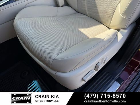 Used 2020 Lexus GX 460 Premium w/ Premium Package AWD/4WD image 24