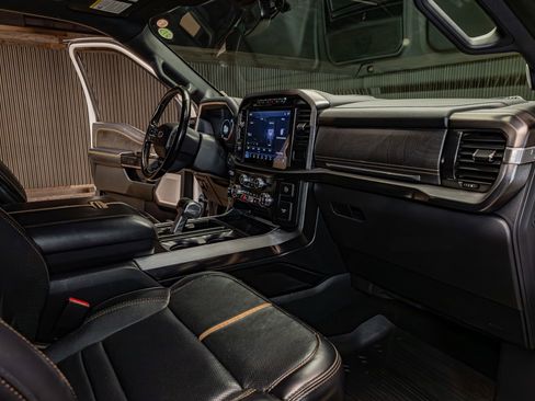 Used 2021 Ford F150 Platinum w/ Equipment Group 701A High image 12