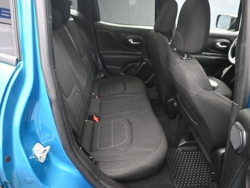 Used 2022 Jeep Renegade Latitude w/ Sun/Sound Group image 35