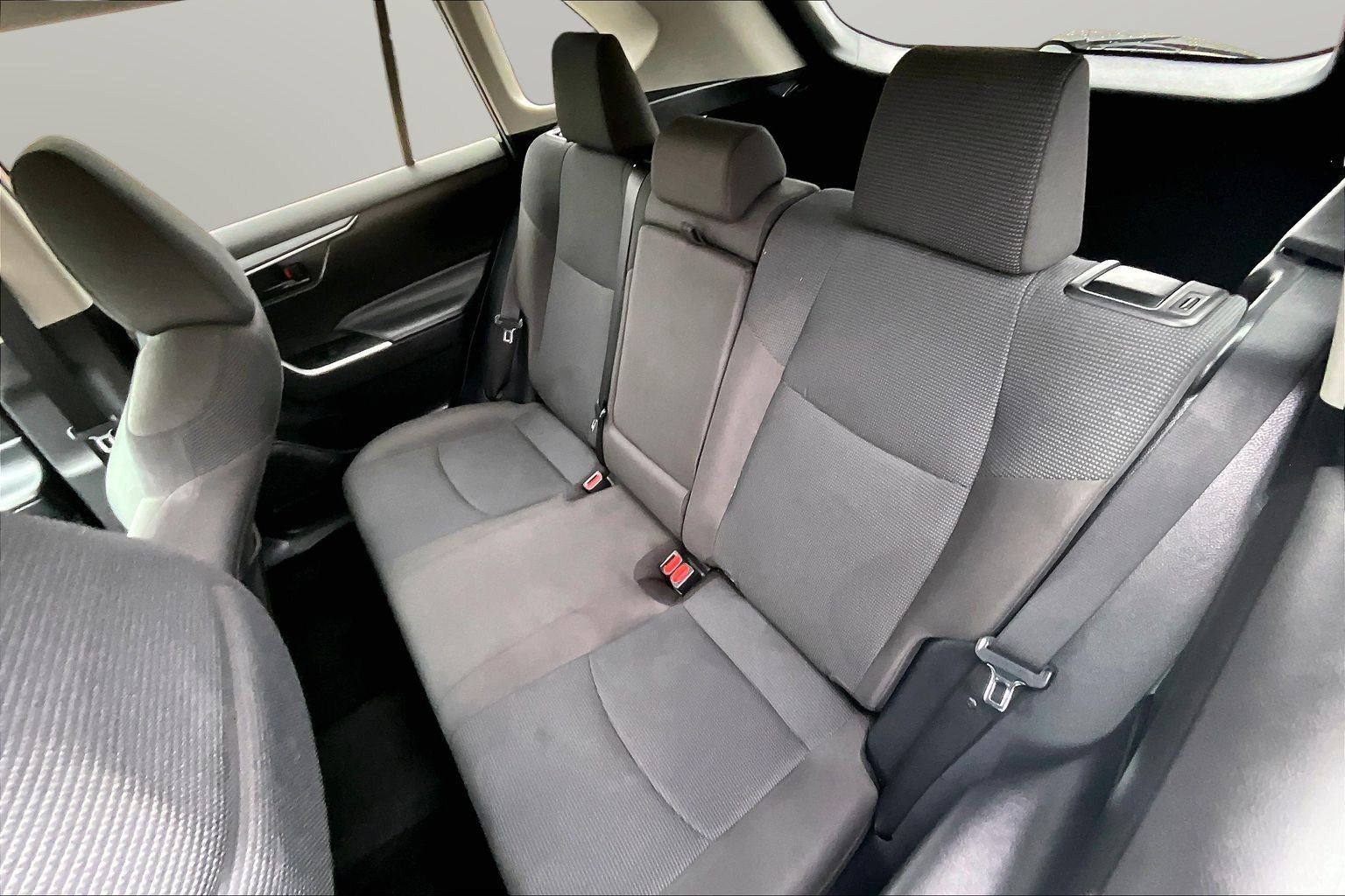 Used 2023 Toyota RAV4 LE FWD image 18