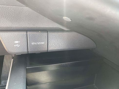 Used 2018 Toyota Camry XSE w/ Driver Assist Package FWD image 28