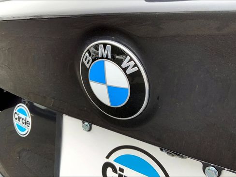 Used 2024 BMW X3 M40i w/ Premium Package image 29