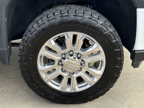 Certified 2023 GMC Sierra 2500 Denali w/ Denali Ultimate Package image 13