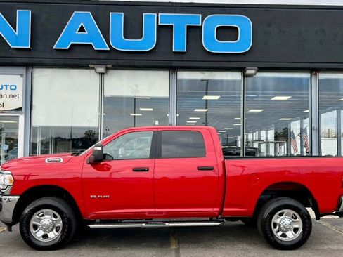 Used 2024 RAM 2500 Big Horn w/ Bed Utility Group image 34