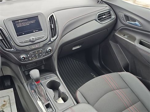 Used 2024 Chevrolet Equinox RS image 24