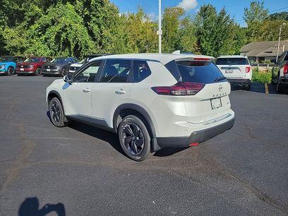 New 2026 Nissan Rogue SV