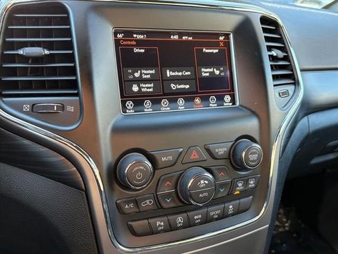 Used 2021 Jeep Grand Cherokee Laredo w/ Security & Convenience Group image 10