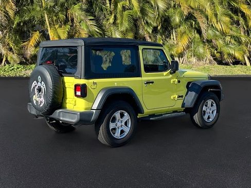 Used 2023 Jeep Wrangler Sport AWD/4WD image 5