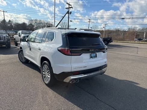 New 2026 GMC Acadia Denali w/ Super Cruise Package image 5