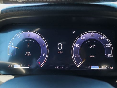 Used 2025 Jeep Grand Cherokee Laredo X RWD image 26