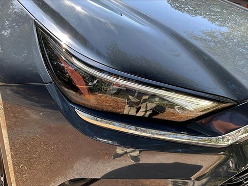 Used 2024 Toyota Grand Highlander Limited image 29