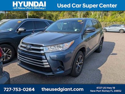 Used 2019 Toyota Highlander LE