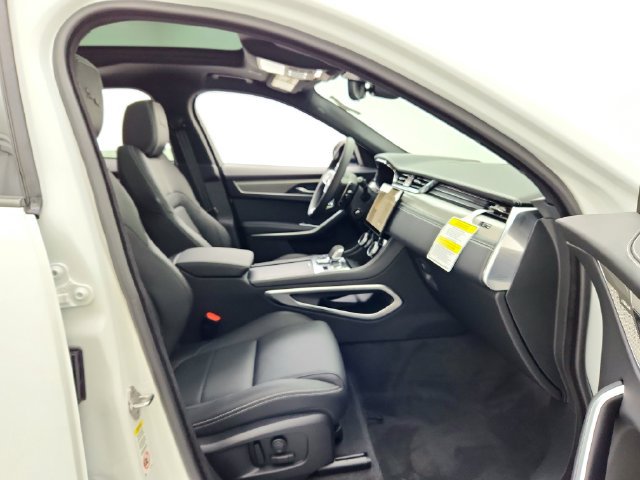 Certified 2026 Jaguar F-PACE R-Dynamic S AWD/4WD image 18